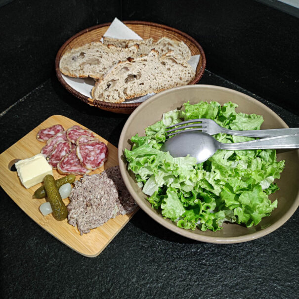 Cuisine maison et produits locaux, gite du Gibertès Lozère.